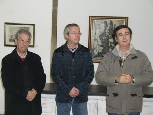 Inauguração da Exposição. Vereador Domingos Silva (ao centro)