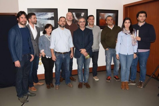 Vereador Alexandre Rosas entre os organizadores