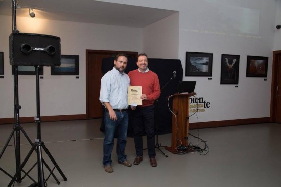 Mário Varanda a receber prémio