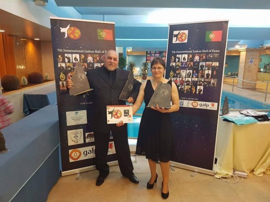 O "Grande Mestre" e a instrutora Cristina