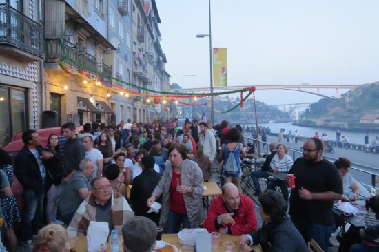 sardinhada multidao -01