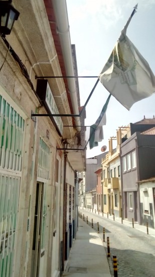 Sede social da Associação de Moradores da Lomba - Foto: jg