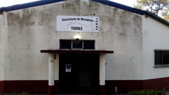Salão da Associação de Moradores do Bairro da Pasteleira (foto: jg)